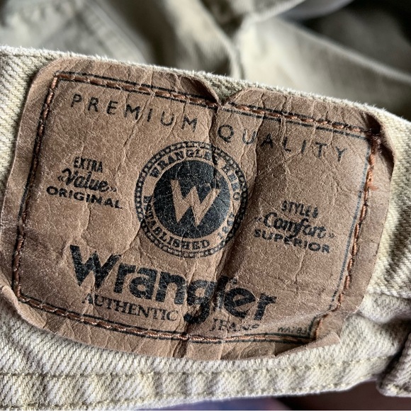 Ladies Wrangler Jeans Khaki Colour - Picture 12 of 12